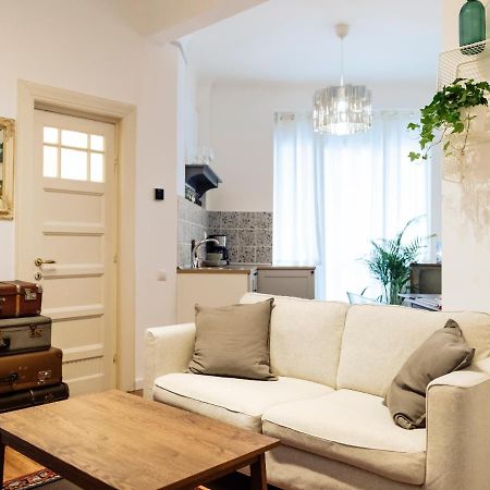 Lovely Vintage Double Studio In City Center Bucureşti Exterior foto
