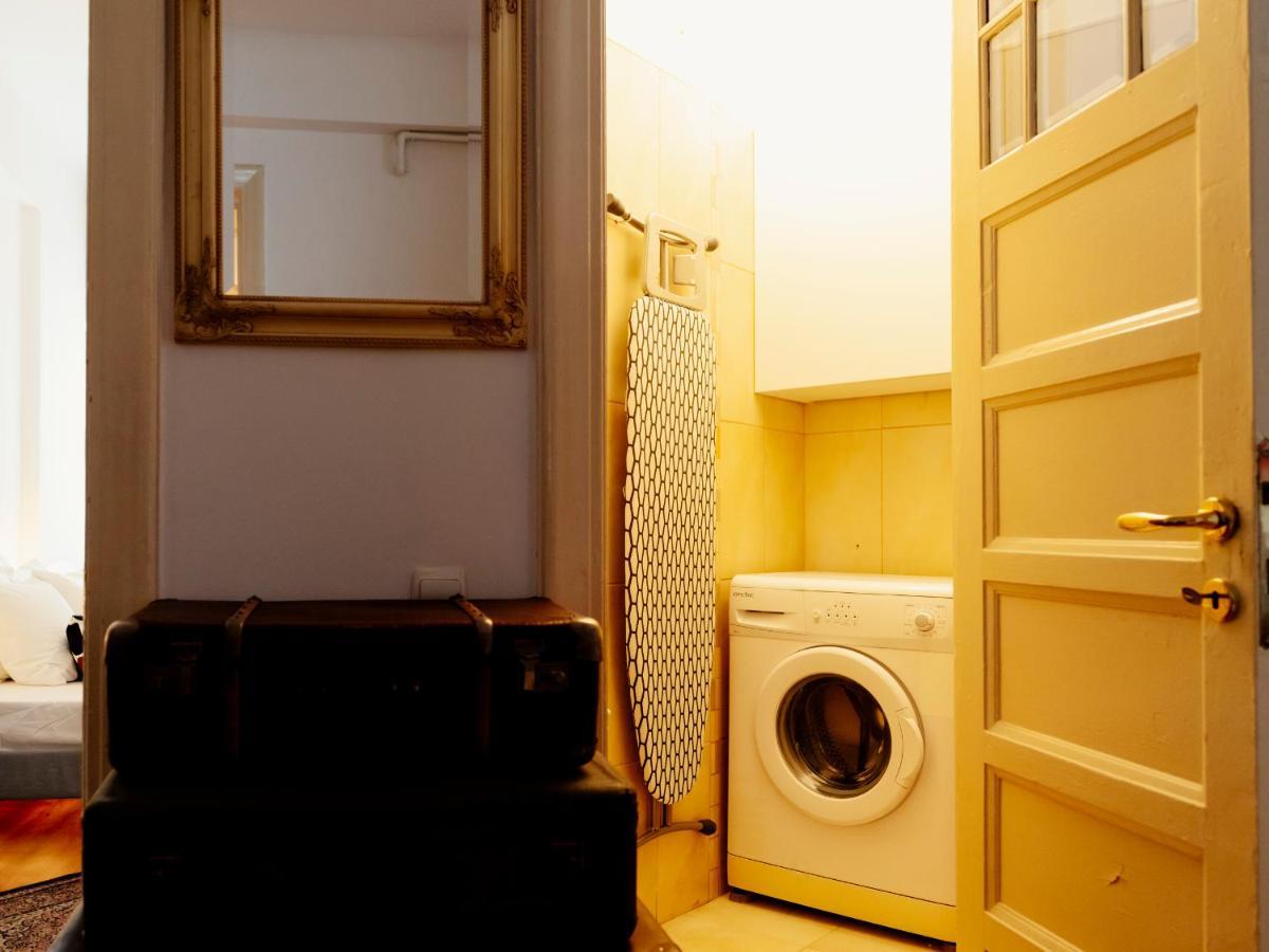 Lovely Vintage Double Studio In City Center Bucureşti Exterior foto