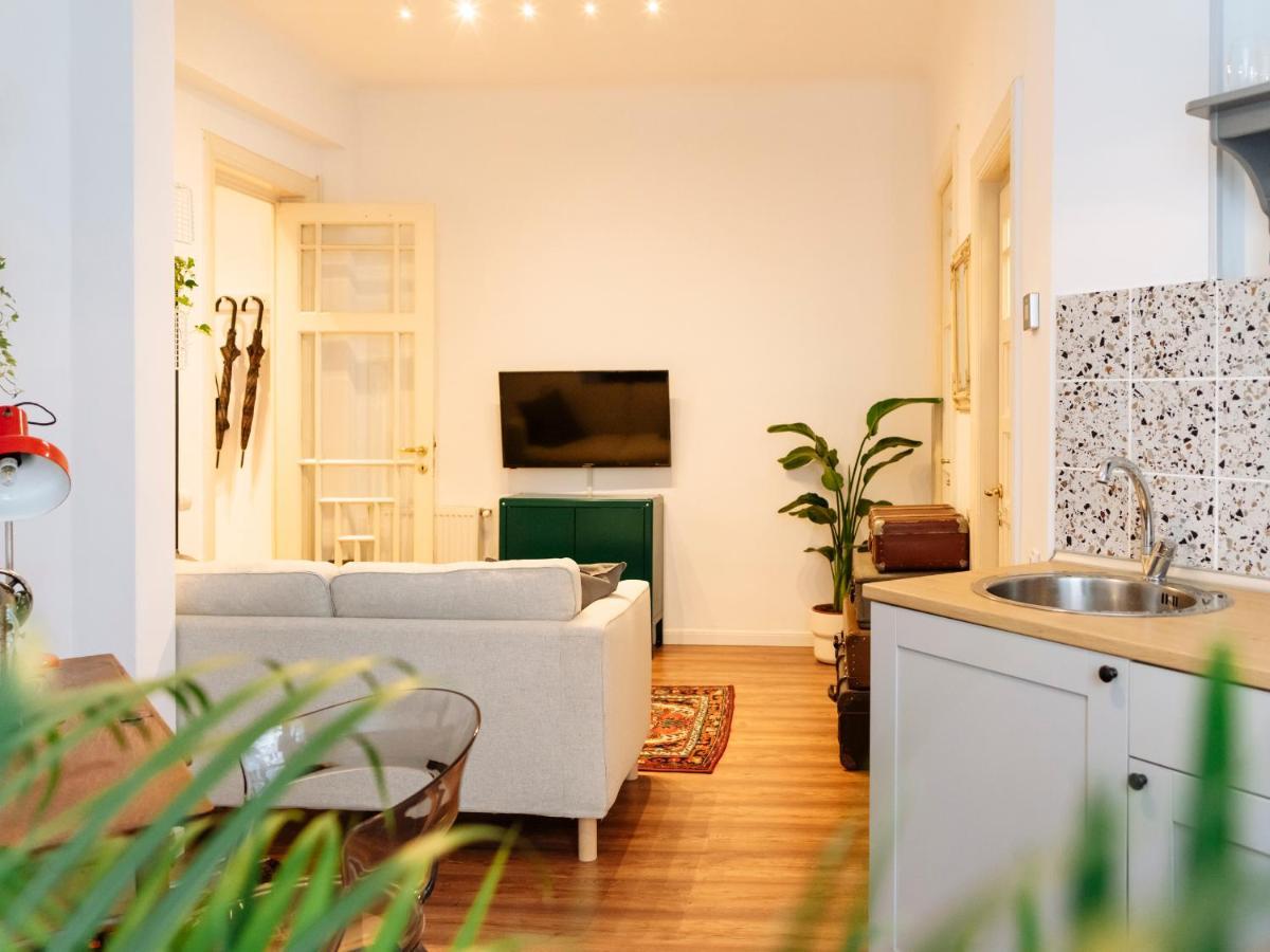 Lovely Vintage Double Studio In City Center Bucureşti Exterior foto