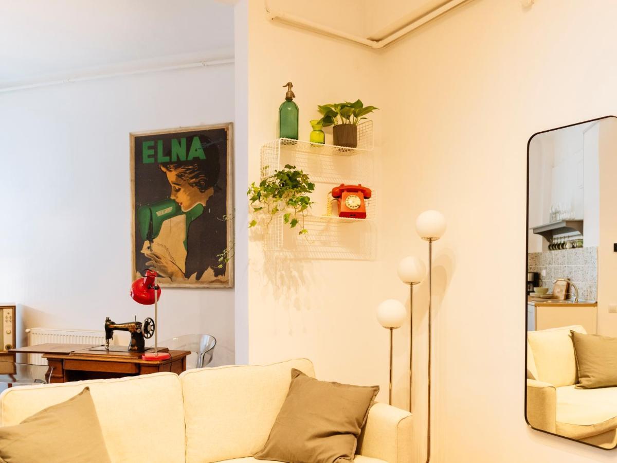 Lovely Vintage Double Studio In City Center Bucureşti Exterior foto