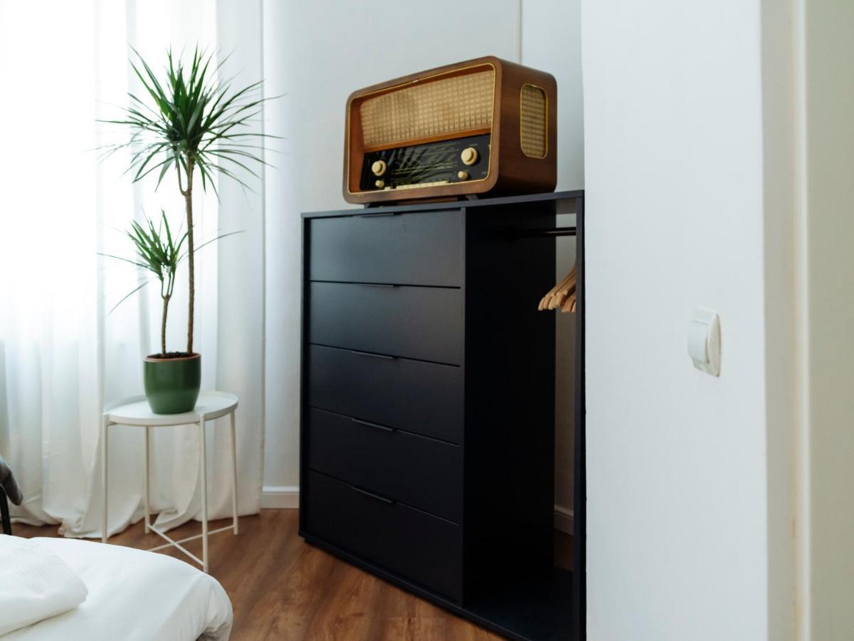 Lovely Vintage Double Studio In City Center Bucureşti Exterior foto